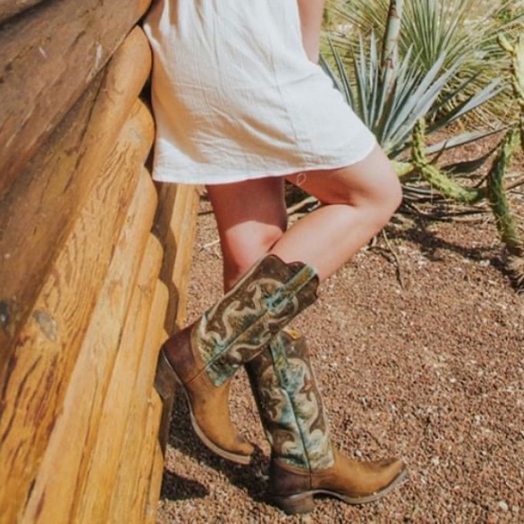 IVE WEST BOOTS- Guillio Cowgirl Boots - Picture 3 of 10